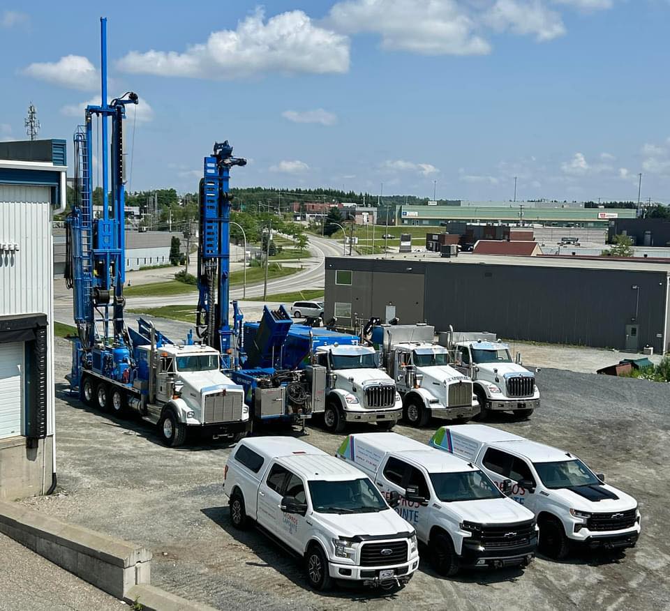 Robinet extérieur alimenté par un puits artésien, eau claire et pure  à Coaticook.