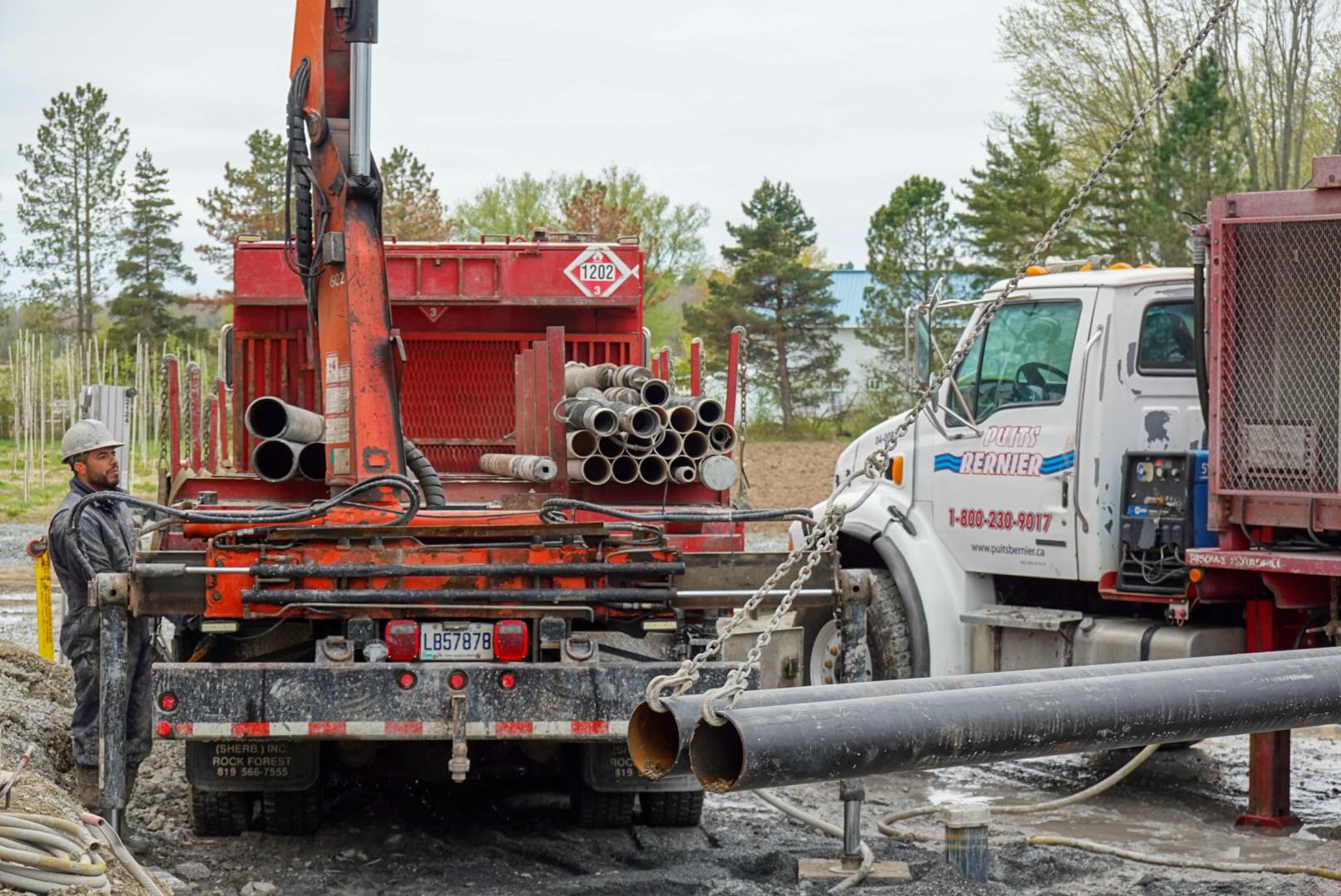 Robinet extérieur alimenté par un puits artésien, eau claire et pure  à Lac-Saint-Charles.